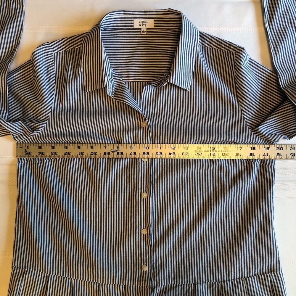 Crown & Ivy Navy and White Striped Long Sleeve Pleated Hem Top Size S - Picture 5 of 8